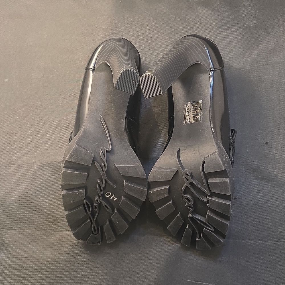 BRAND NEW KARL LAGERFELD PARIS VIRNA HIGH HEEL PATENT LEATHER SHOE - Picture 11 of 16